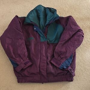 Columbia Maroon and Green Vintage Jacket. Women's Medium.